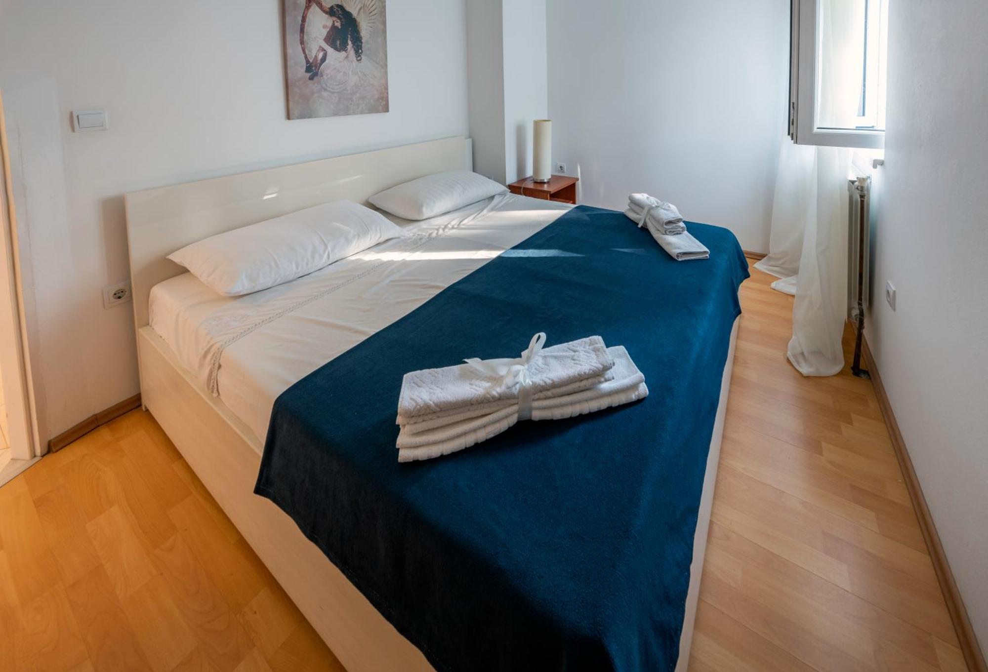 Apartment Anamaria With Seaview Petrcane Eksteriør bilde